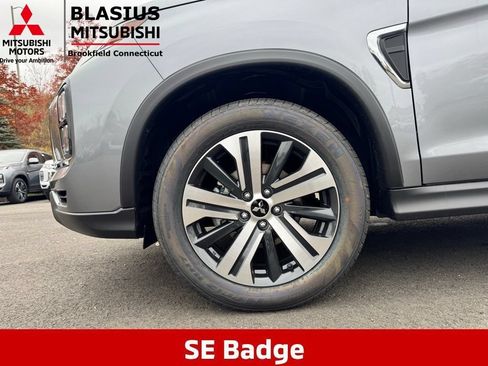 Used 2025 Mitsubishi Outlander Sport SE AWD/4WD image 5