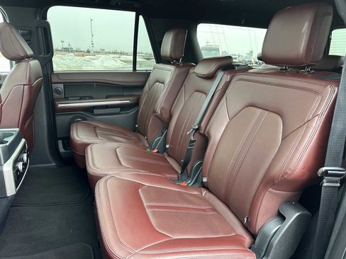 Used 2024 Ford Expedition Max Limited AWD/4WD image 19