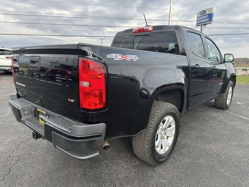 Used 2022 Chevrolet Colorado LT w/ LT Convenience Package image 6