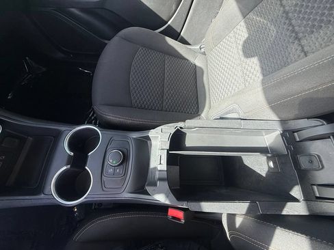 Used 2020 GMC Terrain SLE FWD image 14