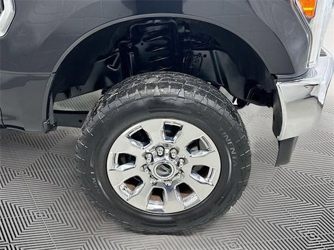 Used 2017 Ford F250 Lariat w/ Lariat Ultimate Package image 23