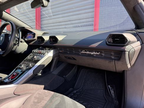 Used 2019 Lamborghini Huracan LP 580-2 image 20