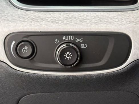 Used 2019 Chevrolet Bolt LT image 31