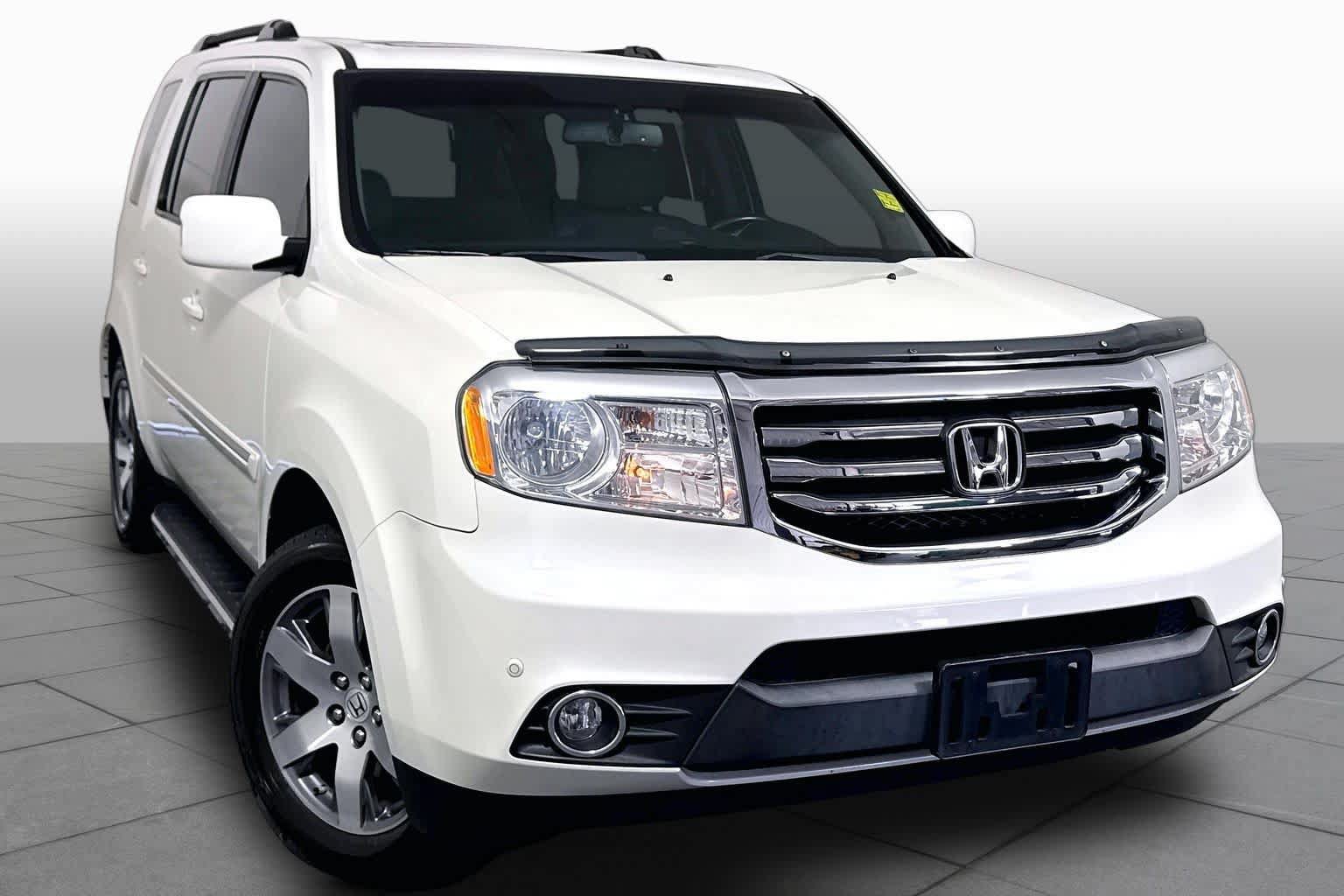 Used 2015 Honda Pilot Touring image 2