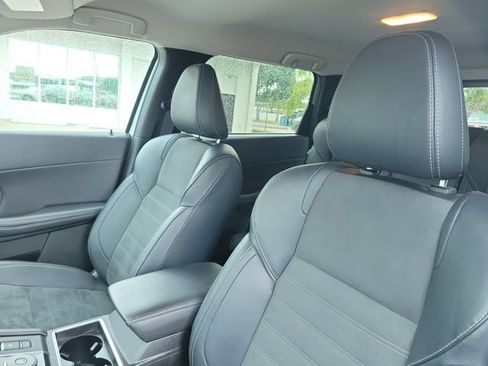 Used 2024 Mitsubishi Outlander SE FWD image 20