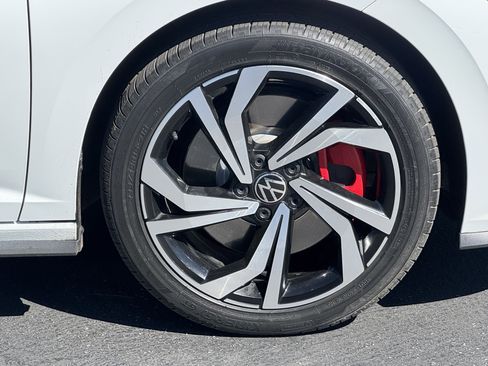 Certified 2023 Volkswagen Jetta GLI Autobahn image 12