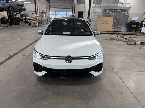 Certified 2024 Volkswagen Golf R image 2