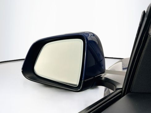Used 2022 Tesla Model Y Performance AWD/4WD image 16
