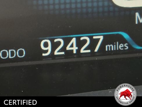 Used 2020 Toyota Prius XLE FWD image 33