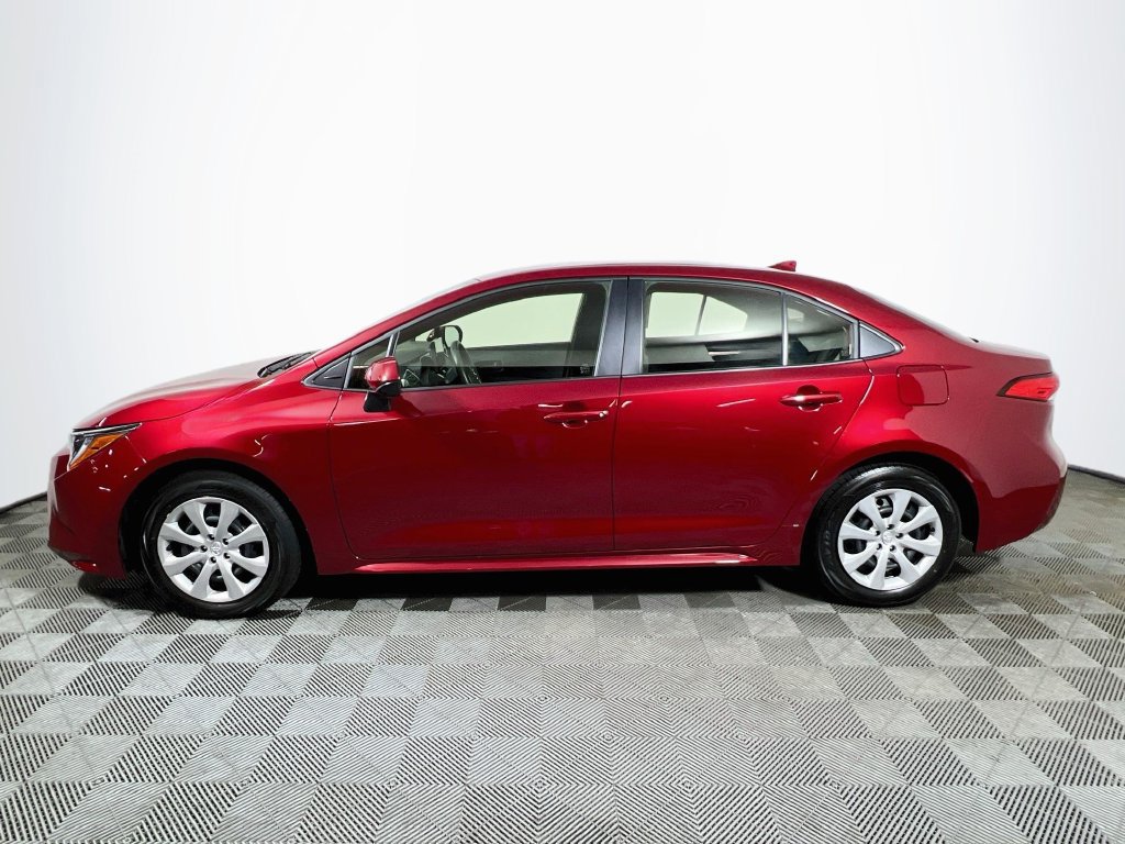 Certified 2026 Toyota Corolla LE FWD image 4