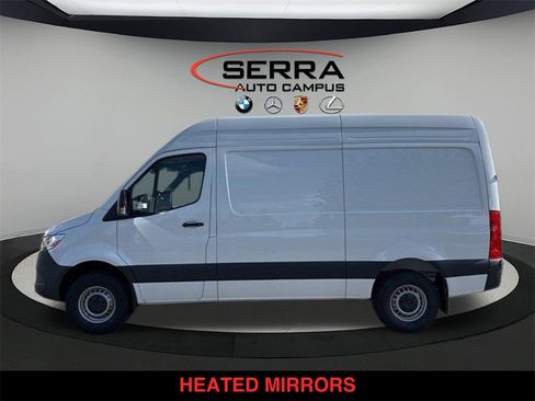 Used 2025 Mercedes-Benz Sprinter 2500 image 12