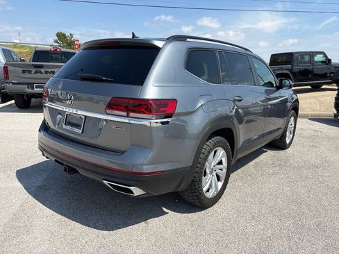 Used 2021 Volkswagen Atlas SE w/ Panoramic Sunroof Package AWD/4WD image 5