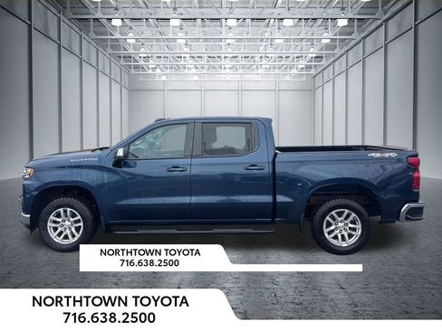 Used 2021 Chevrolet Silverado 1500 LT AWD/4WD image 3
