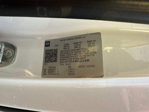 Used 2022 Chevrolet Colorado LT w/ Fleet Safety Package image 33