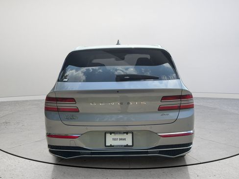 Used 2025 Genesis GV80 2.5T Standard AWD/4WD image 8