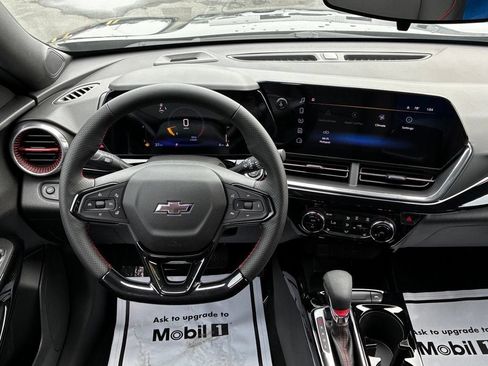 New 2026 Chevrolet Trax RS w/ Driver Confidence Package FWD image 8