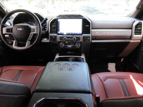 Used 2022 Ford F250 King Ranch w/ King Ranch Ultimate Package AWD/4WD image 13