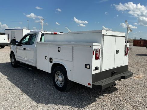 Used 2021 Ford F350 XL w/ Power Equipment Group RWD image 6