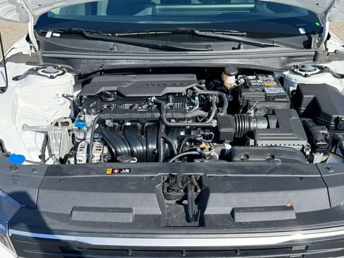 Used 2025 Kia K4 LXS image 29