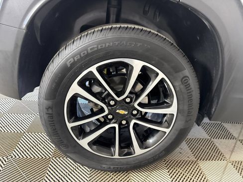 Used 2025 Chevrolet TrailBlazer LT AWD/4WD image 23