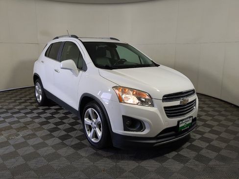 Used 2015 Chevrolet Trax LTZ FWD image 14
