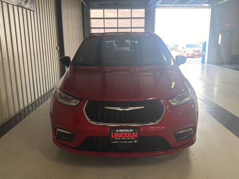 New 2026 Chrysler Pacifica Select FWD image 7