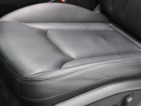 Used 2017 Audi Q7 3.0T Premium Plus image 34