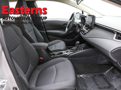 Used 2022 Toyota Corolla LE FWD image 24