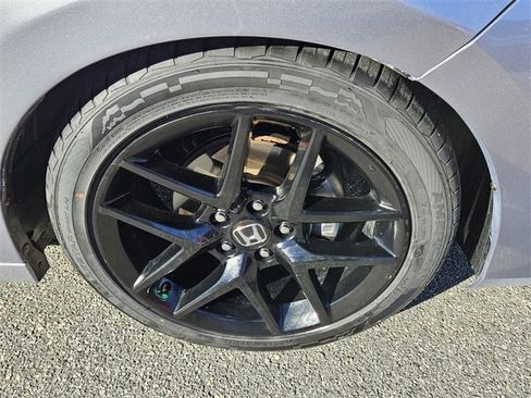 Used 2023 Honda Civic Sport image 16