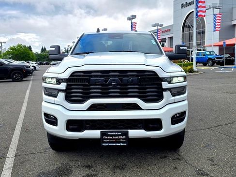 Used 2025 RAM 2500 Big Horn AWD/4WD image 2