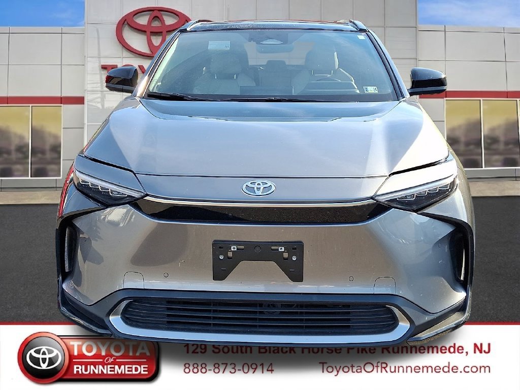 Used 2023 Toyota bZ4X AWD w/ Weather Package image 12