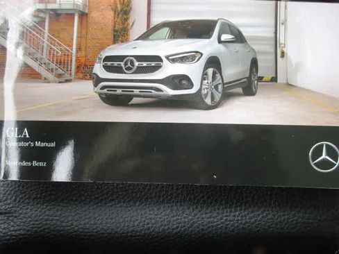 Used 2021 Mercedes-Benz GLA 250 4MATIC image 44