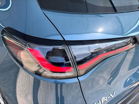 Used 2025 Honda HR-V LX image 28