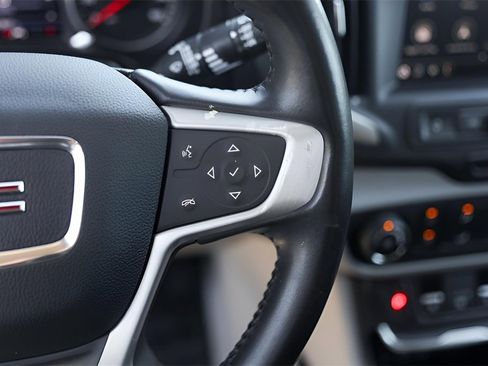 Used 2021 GMC Terrain SLE image 16