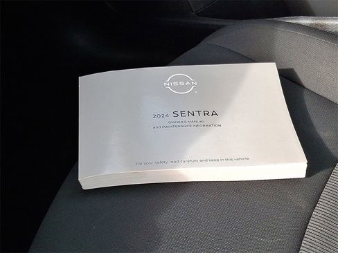 Used 2024 Nissan Sentra SV image 24