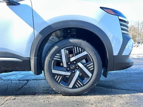 New 2026 Nissan Kicks SV FWD image 12
