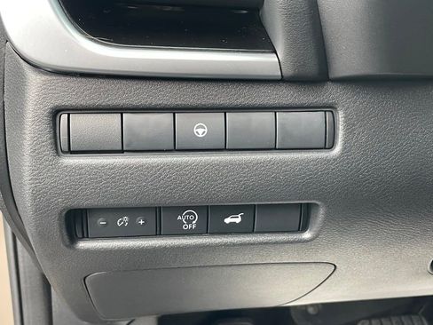 Used 2025 Nissan Rogue SV w/ Rock Creek Premium Package image 32