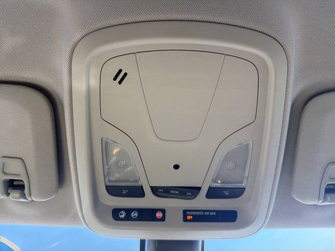 Used 2014 Chevrolet Impala LT FWD image 17
