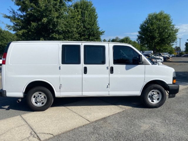 Used 2023 Chevrolet Express 2500 w/ Driver Convenience Package RWD image 3