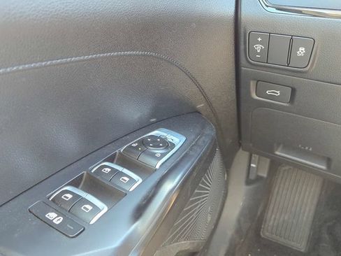 Certified 2025 Kia K5 LXS FWD image 19