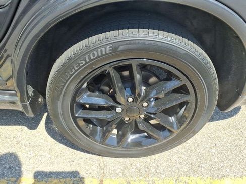Used 2023 Dodge Durango R/T AWD/4WD image 15