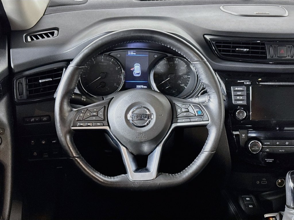 Used 2018 Nissan Rogue SL w/ Premium Package AWD/4WD image 13
