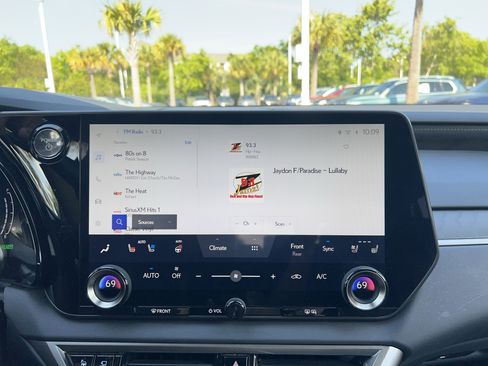 Used 2023 Lexus RX 350 w/ Accessory Package (Z1) image 23