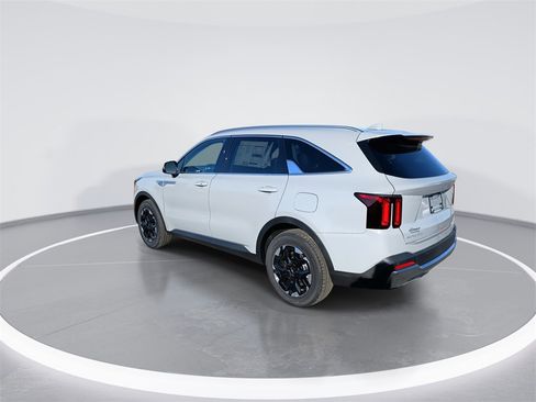 New 2026 Kia Sorento S image 6