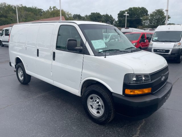 Used 2020 Chevrolet Express 2500 RWD image 8