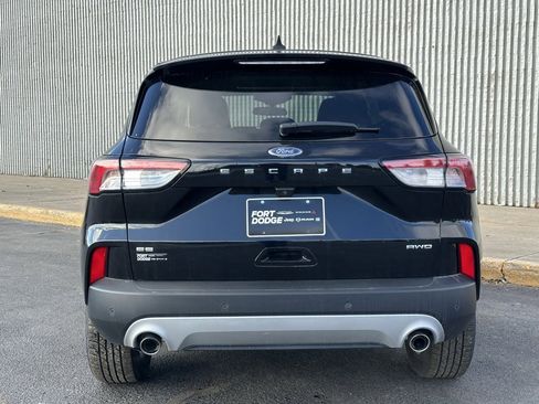 Used 2022 Ford Escape SE w/ Convenience Package image 4