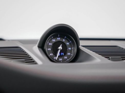 Certified 2025 Porsche 911 Carrera image 26