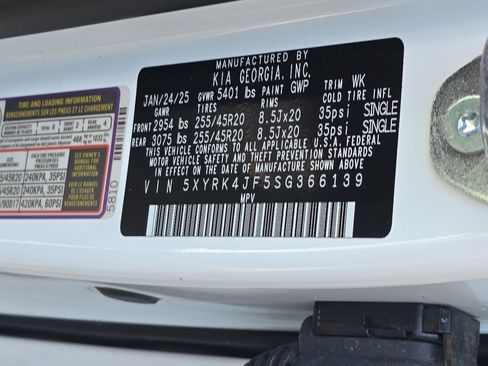 Used 2025 Kia Sorento SX FWD image 40