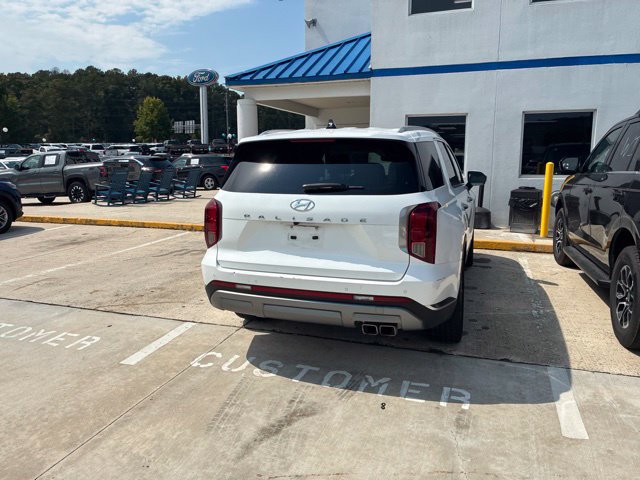 Used 2024 Hyundai Palisade Limited FWD image 23