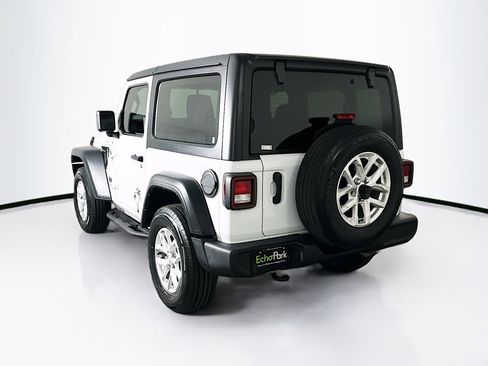 Used 2023 Jeep Wrangler Sport S image 5